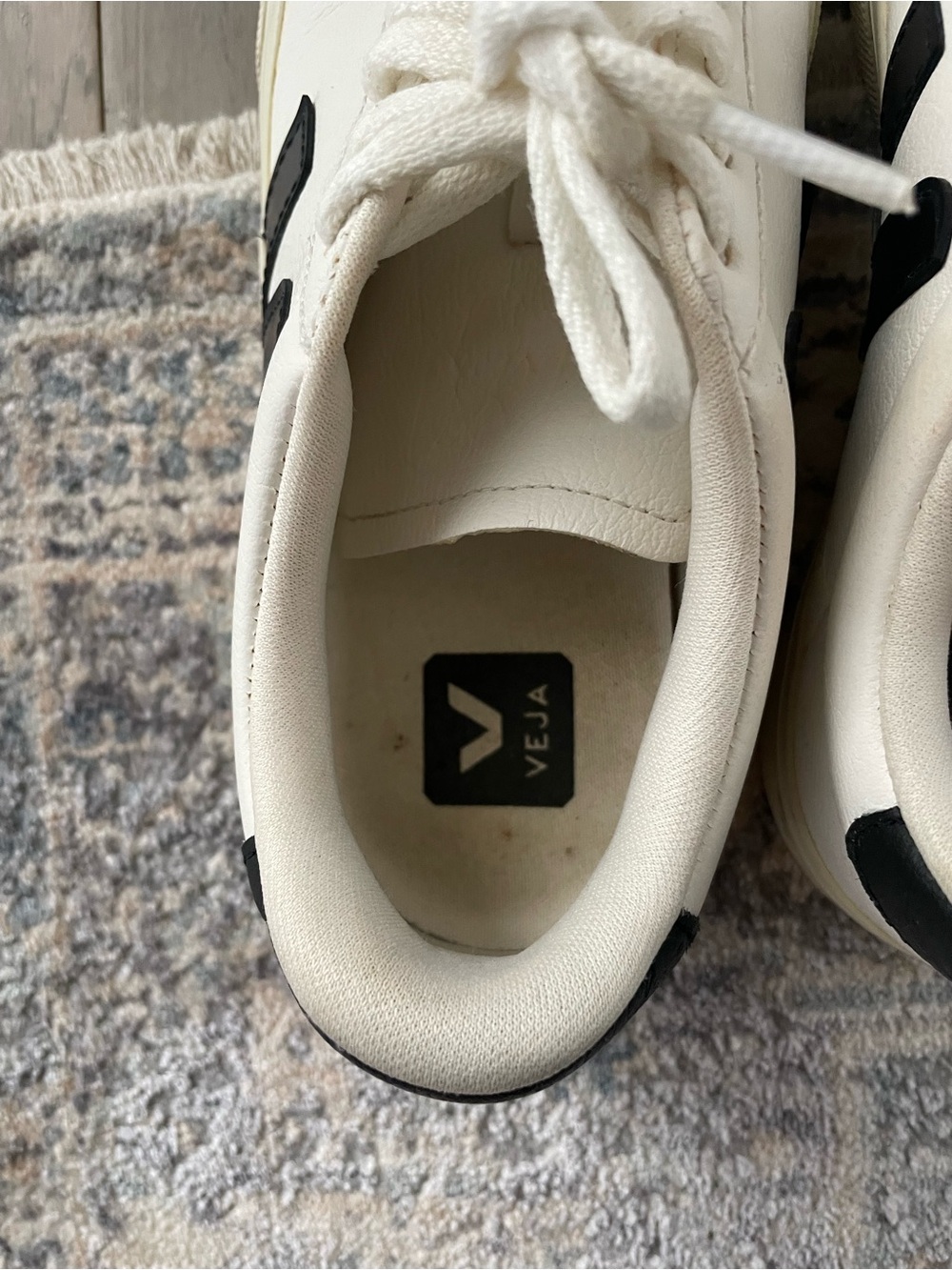 Veja Leather Low-Top Sneaker in White and Black - Picture 8 of 12